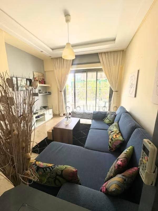 Appart studio bien meublé avec grande terrasse à Gauthier